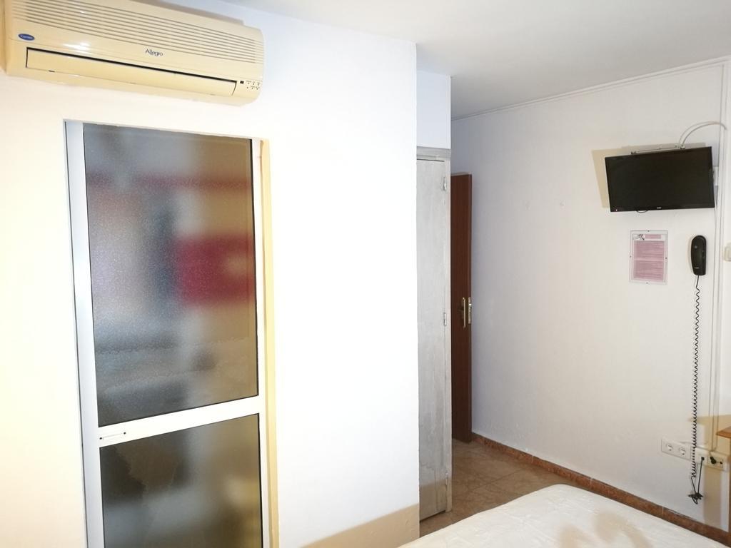 Virgen Del Rocio II Hotel Торемолинос Екстериор снимка