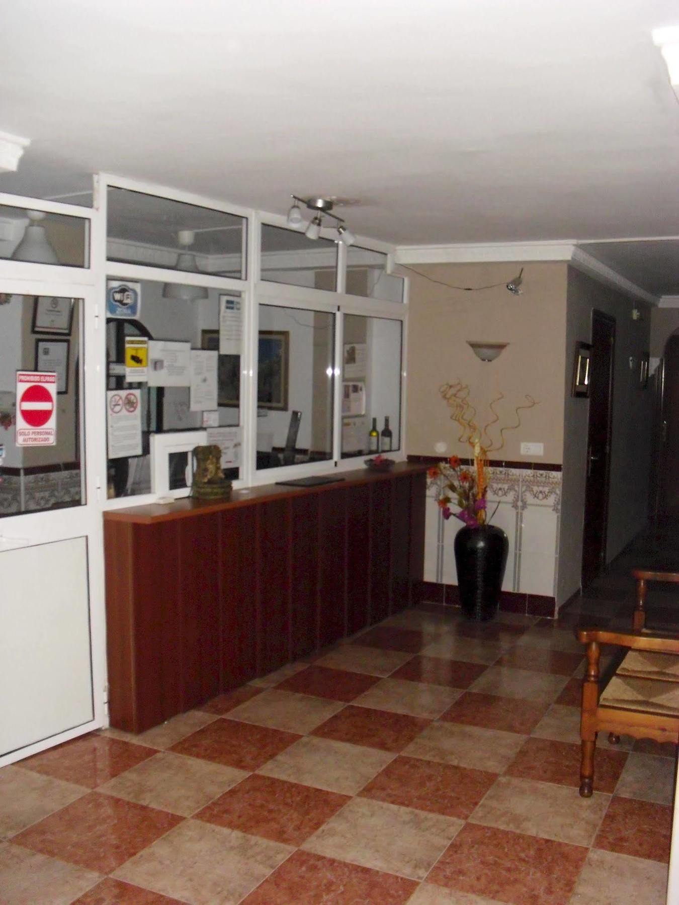 Virgen Del Rocio II Hotel Торемолинос Екстериор снимка