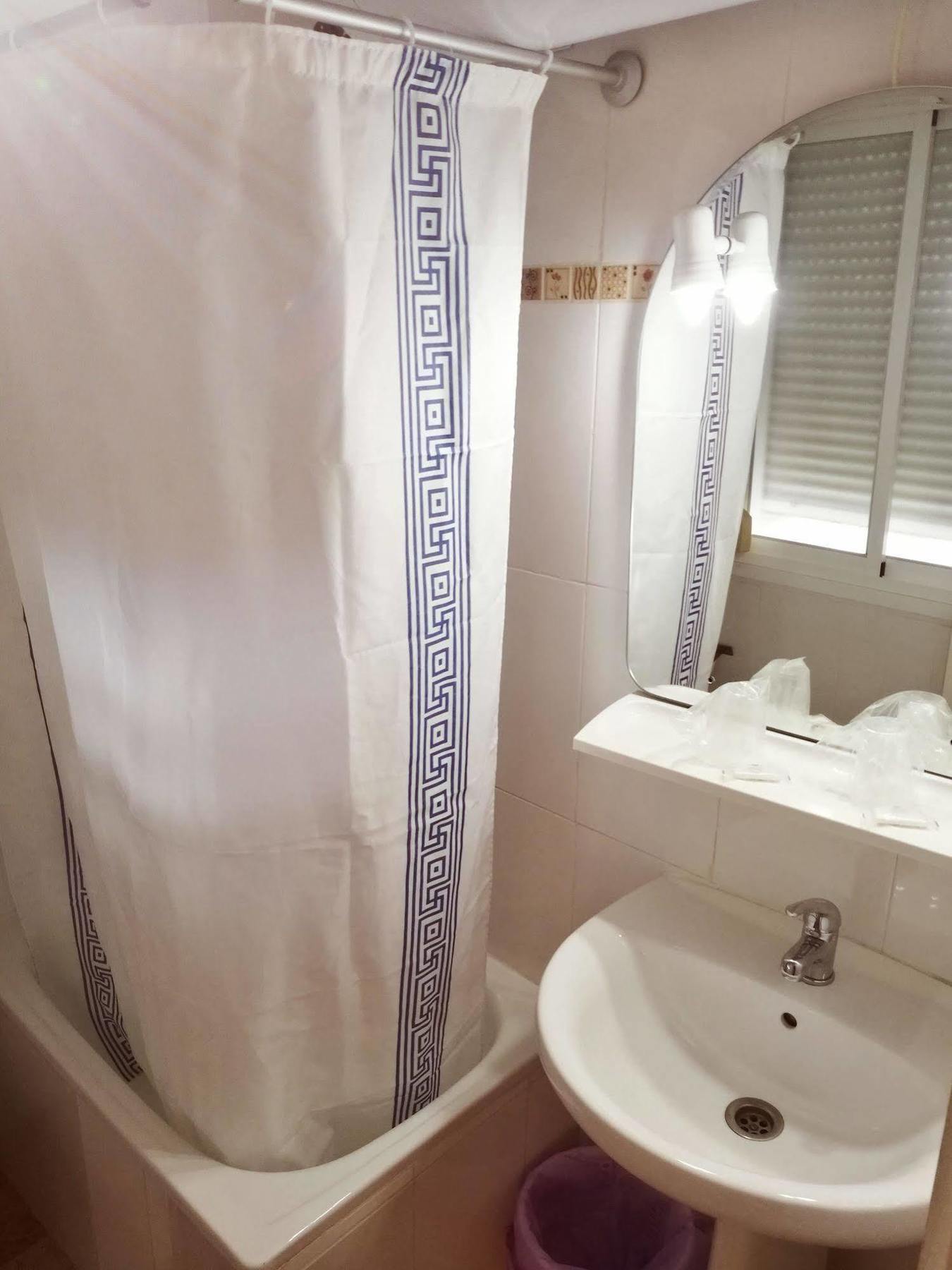 Virgen Del Rocio II Hotel Торемолинос Екстериор снимка